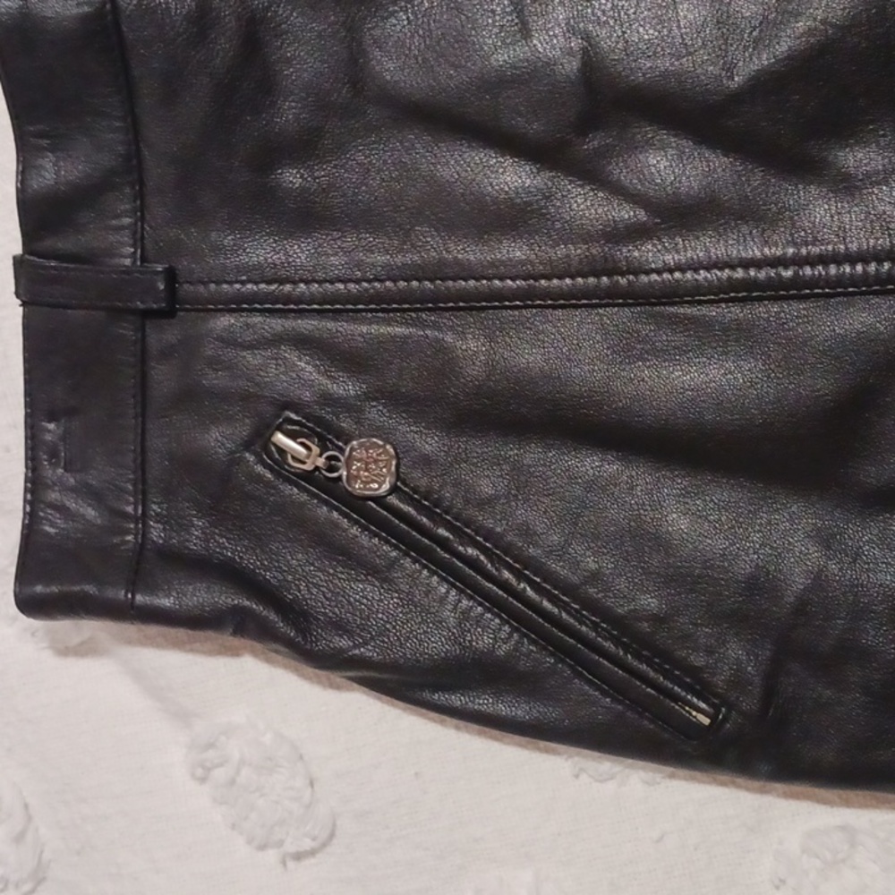Awsome Hugo Buscati Milano Leather Mini Skirt. 8 πβοΈπ - Picture 2 of 10